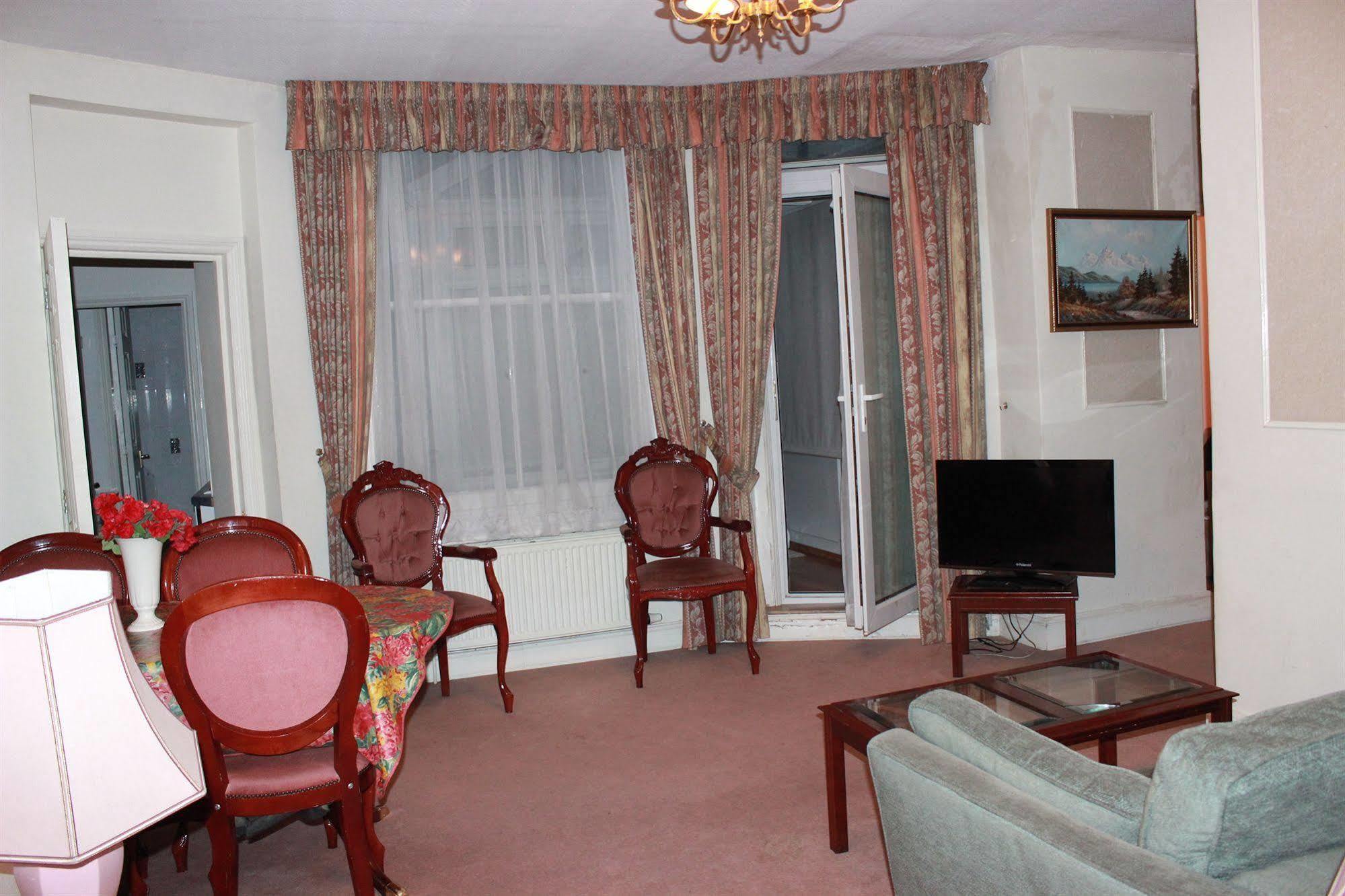 Kensingtoncourt Aparthotel Лондон Екстериор снимка