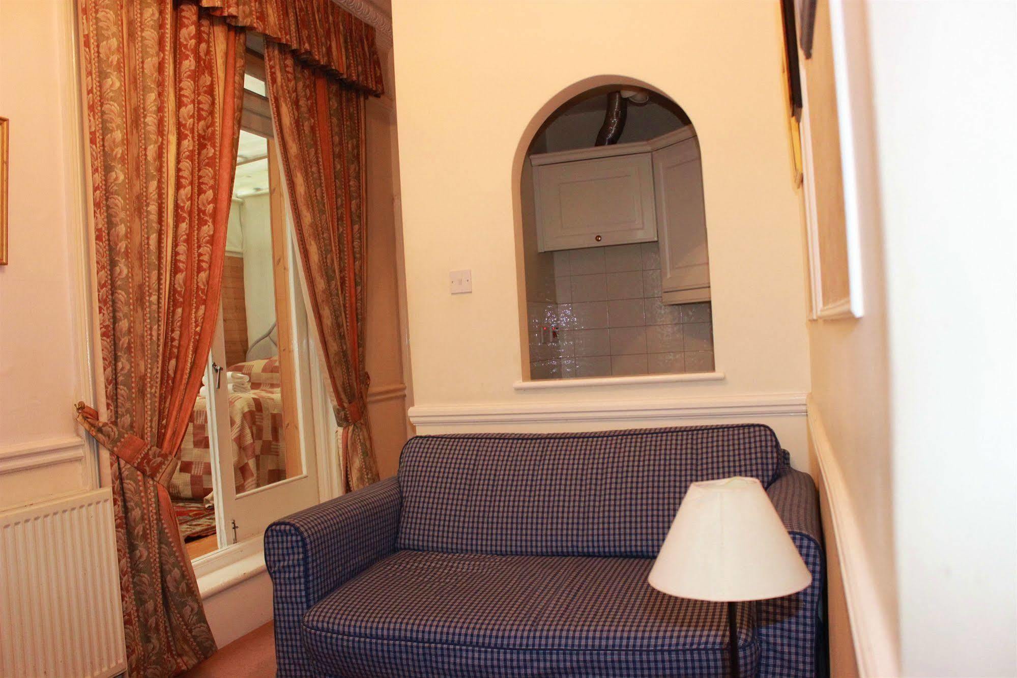 Kensingtoncourt Aparthotel Лондон Екстериор снимка