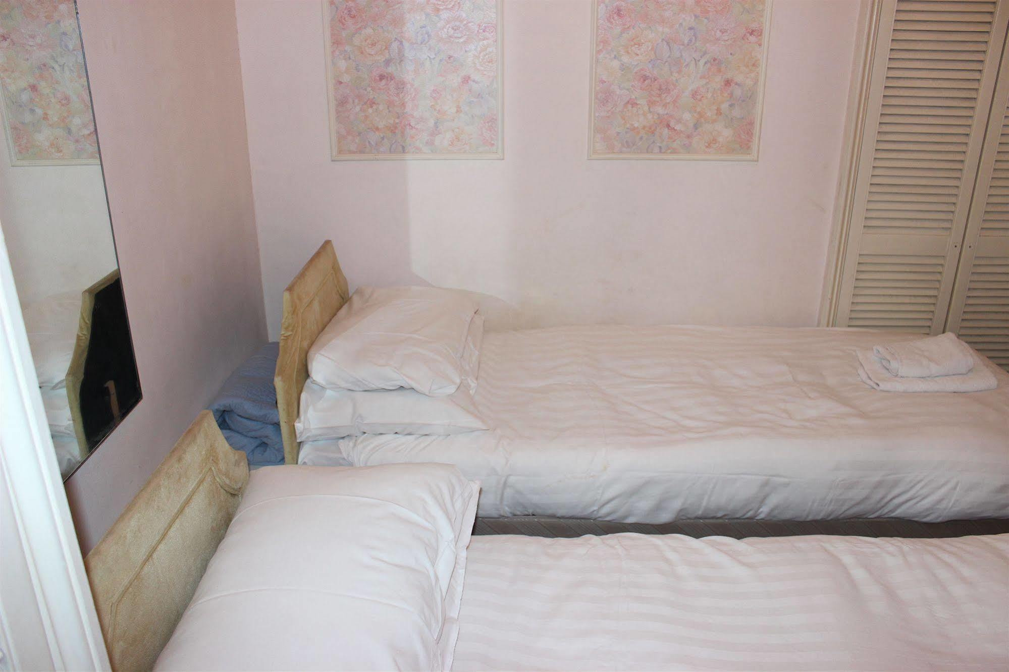 Kensingtoncourt Aparthotel Лондон Екстериор снимка