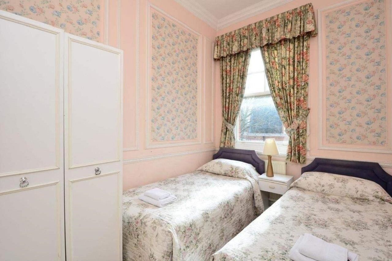 Kensingtoncourt Aparthotel Лондон Екстериор снимка